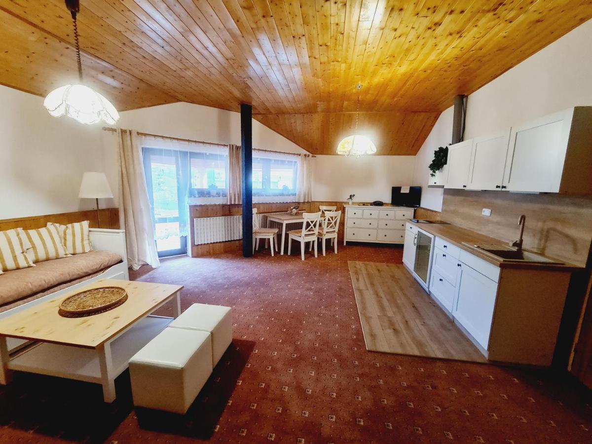 Garni Hotel Asas*** Most Eksteriør billede