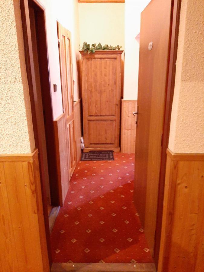 Garni Hotel Asas*** Most Eksteriør billede