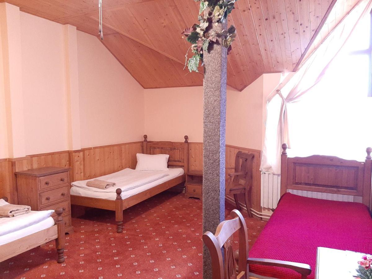 Garni Hotel Asas*** Most Eksteriør billede