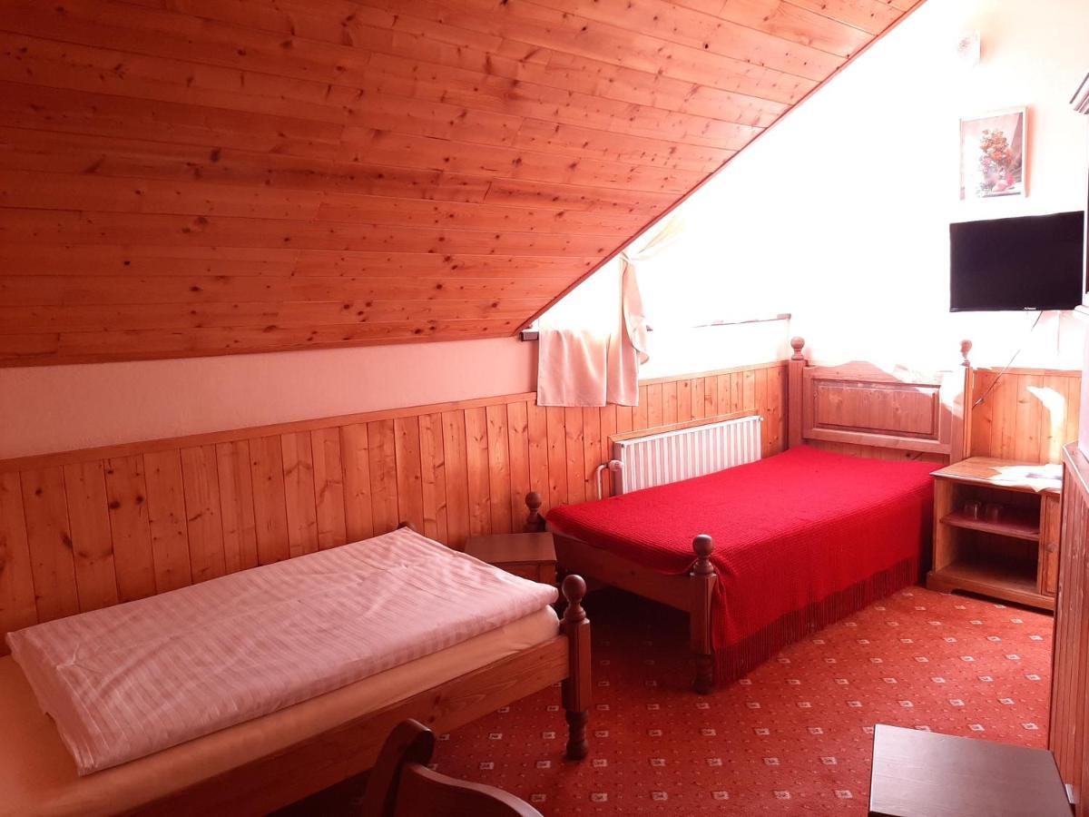 Garni Hotel Asas*** Most Eksteriør billede