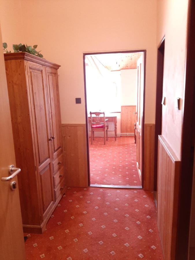Garni Hotel Asas*** Most Eksteriør billede